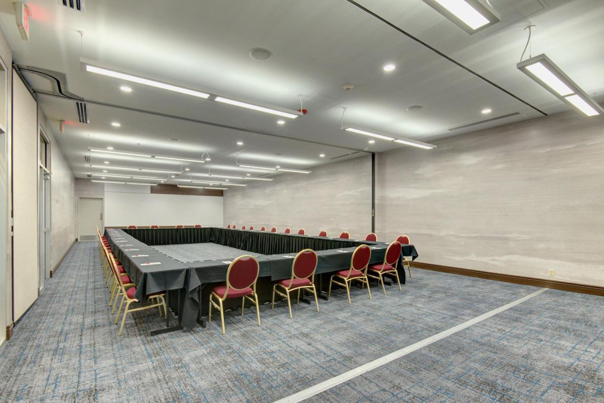 Tulsa Marriott Southern Hills Bagian luar foto