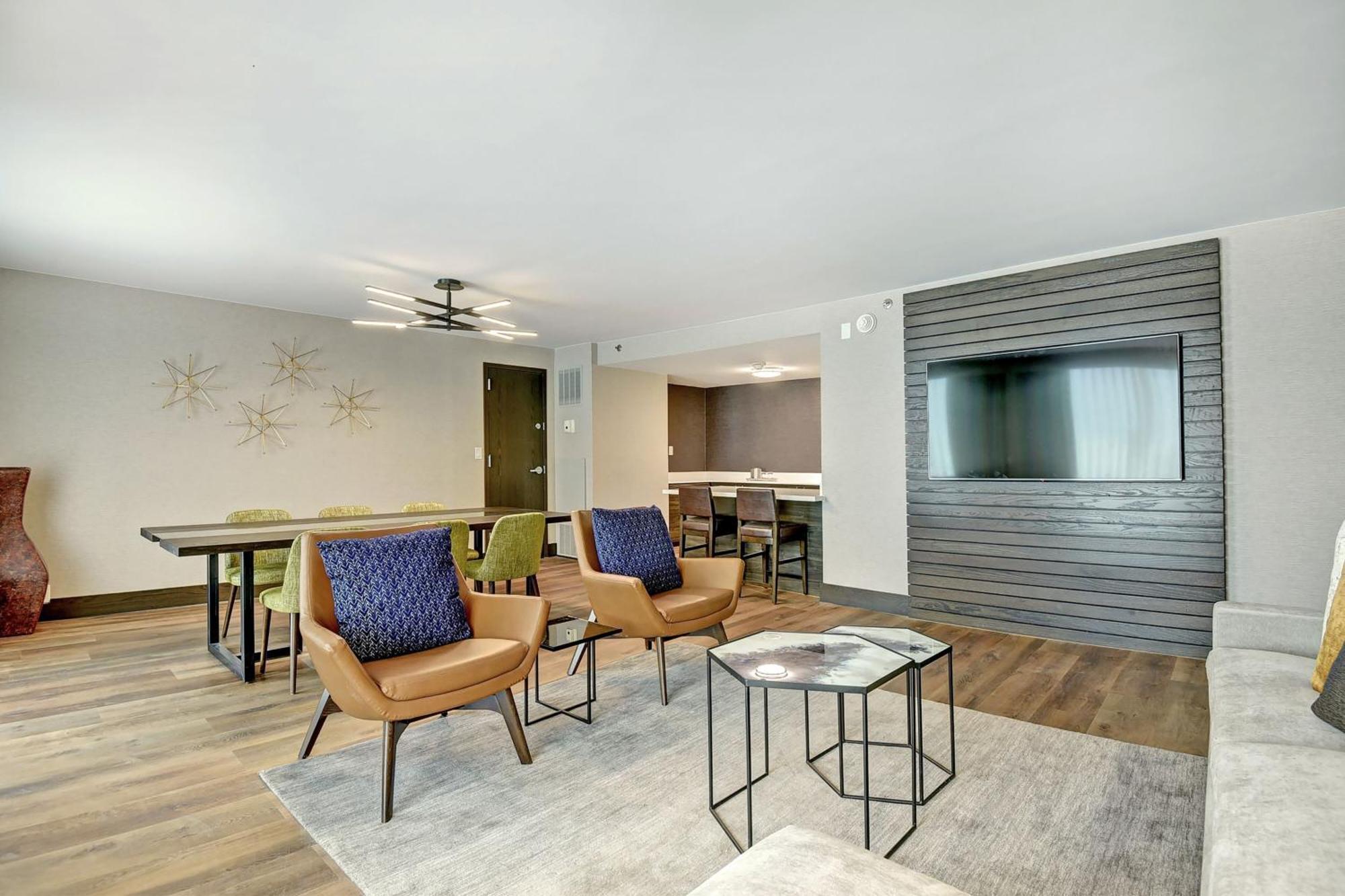 Tulsa Marriott Southern Hills Bagian luar foto