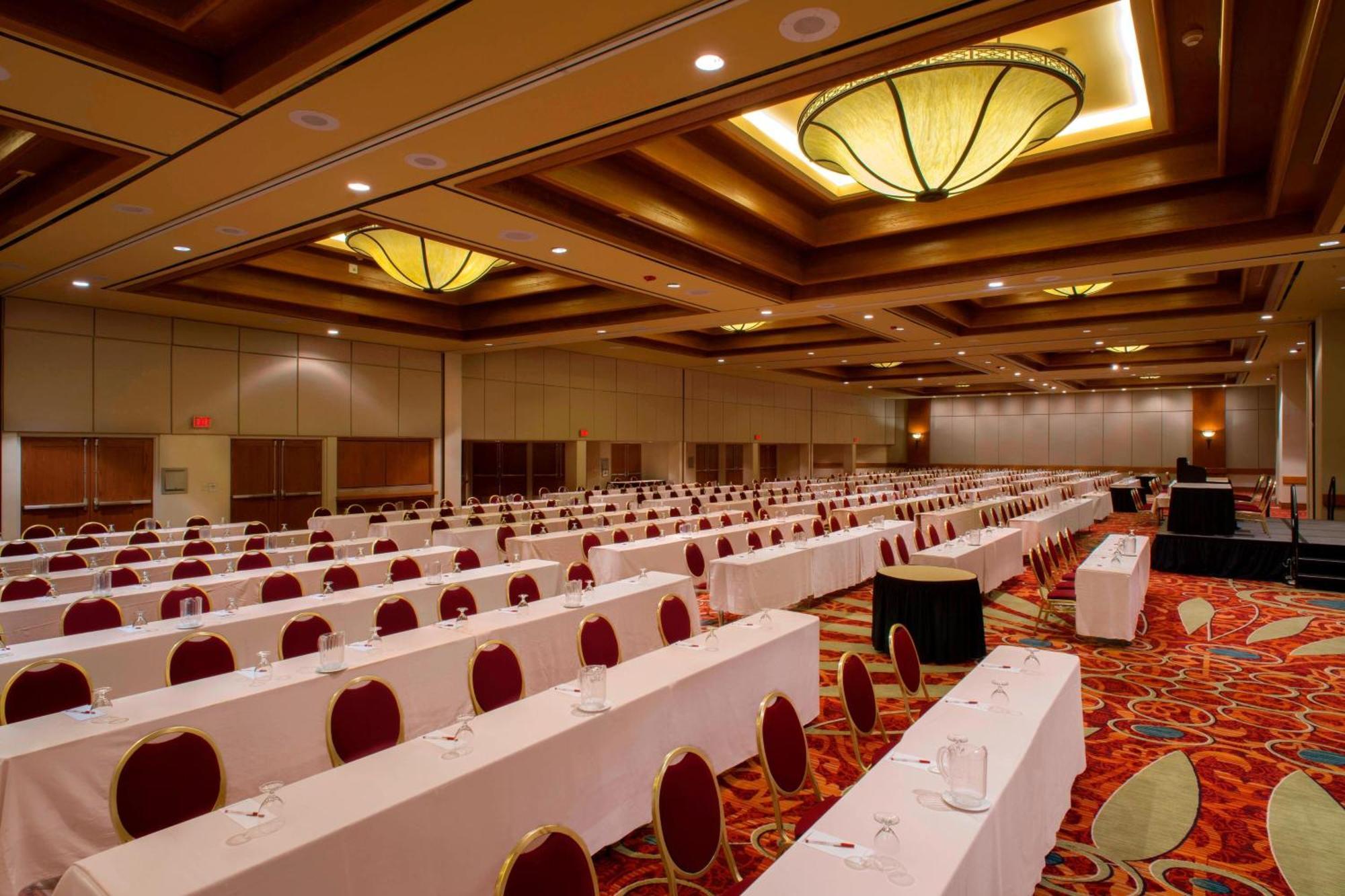 Tulsa Marriott Southern Hills Bagian luar foto