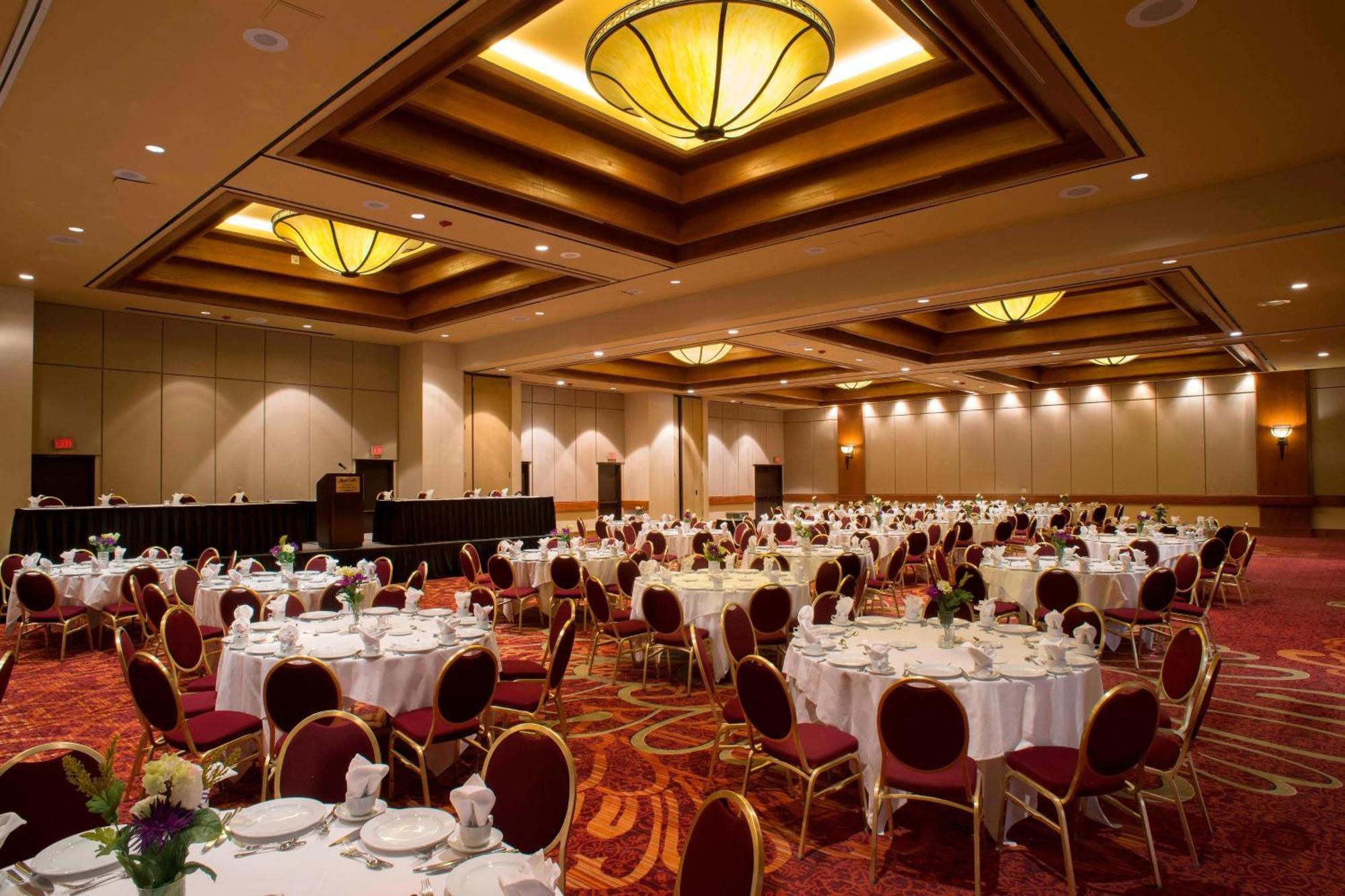 Tulsa Marriott Southern Hills Bagian luar foto